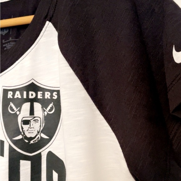 Sold- Nike Raiders T - Shirt 🏈 - Picture 6 of 6